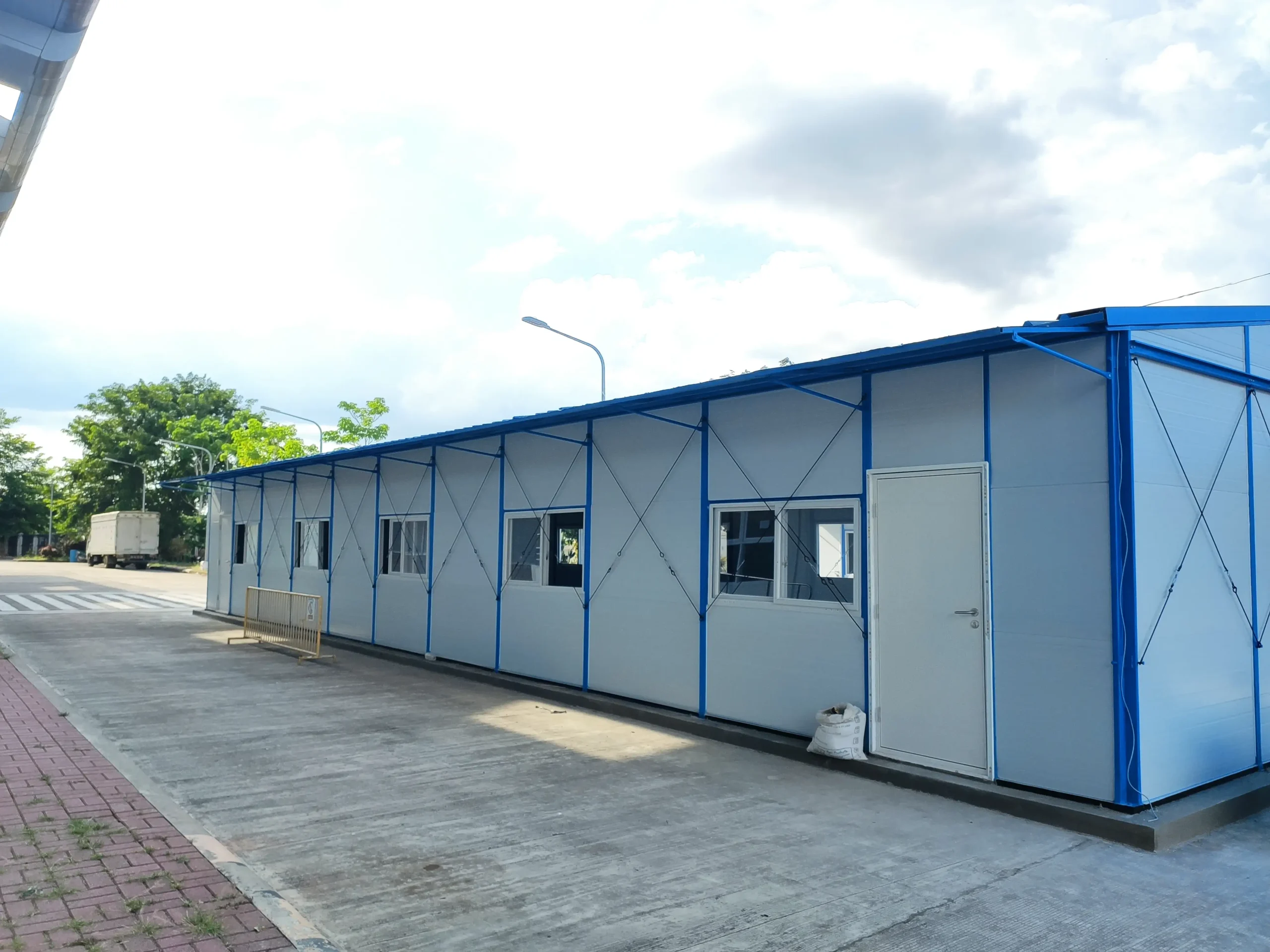 A fully installed Camhouse unit at Xavier University as their classroom facility.